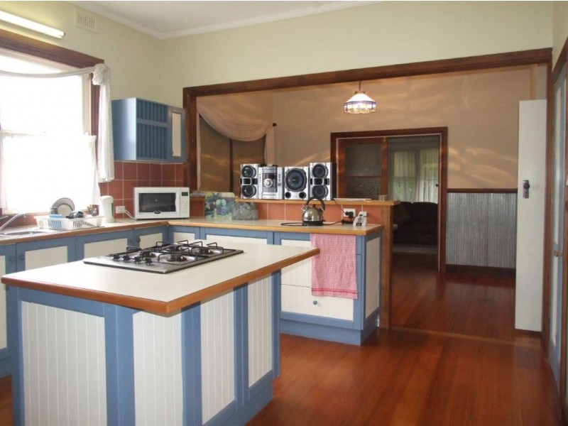 59 Princes Hwy, Pakenham VIC 3810