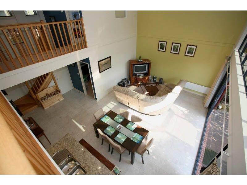 2 Derby Lane, Pakenham VIC 3810