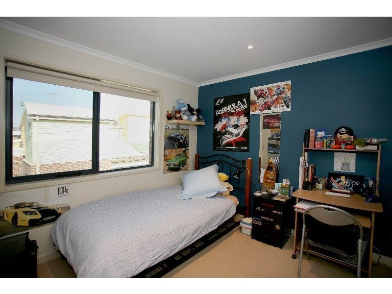 2 Derby Lane, Pakenham VIC 3810