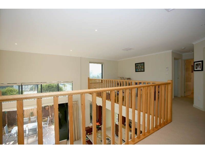 2 Derby Lane, Pakenham VIC 3810