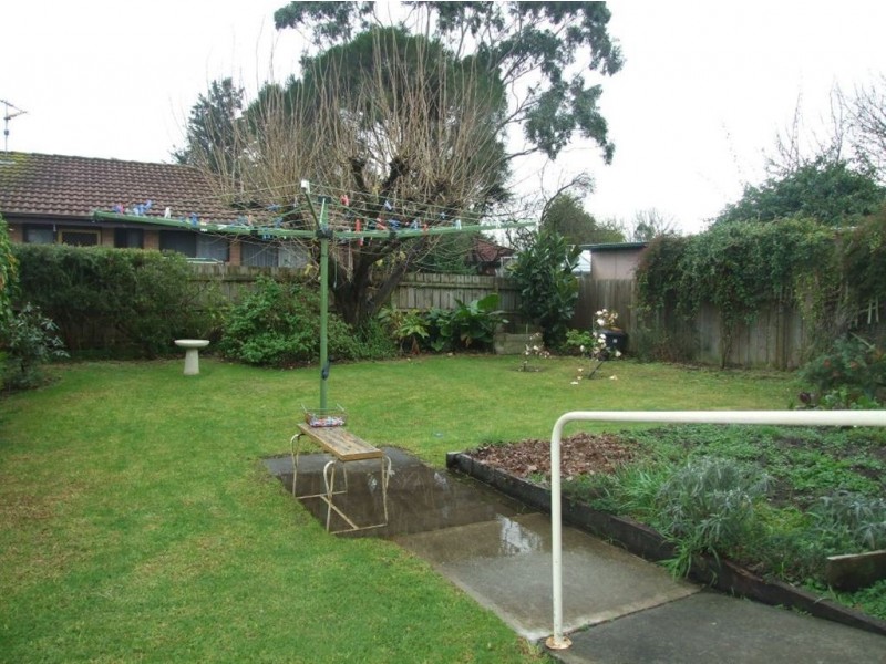 7 Rogers Street, Pakenham VIC 3810