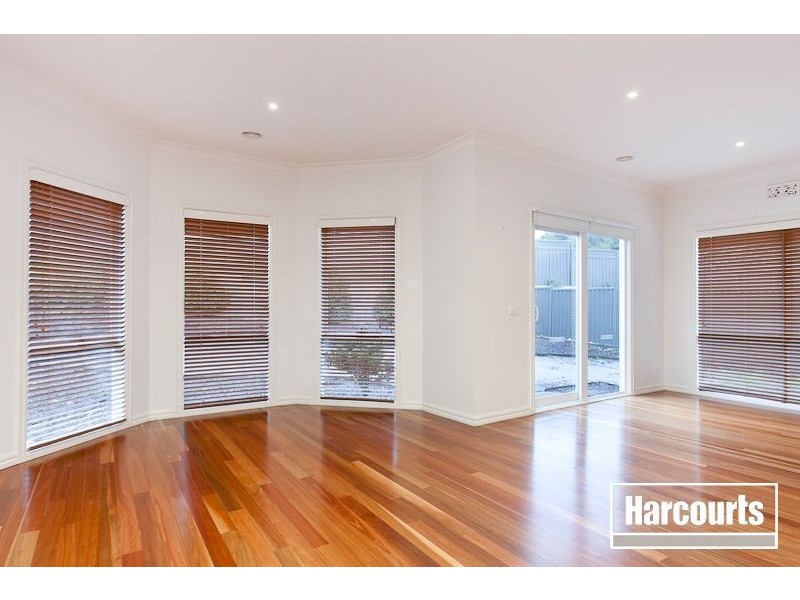 34 Wild Cherry, Pakenham VIC 3810