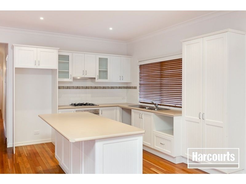 34 Wild Cherry, Pakenham VIC 3810