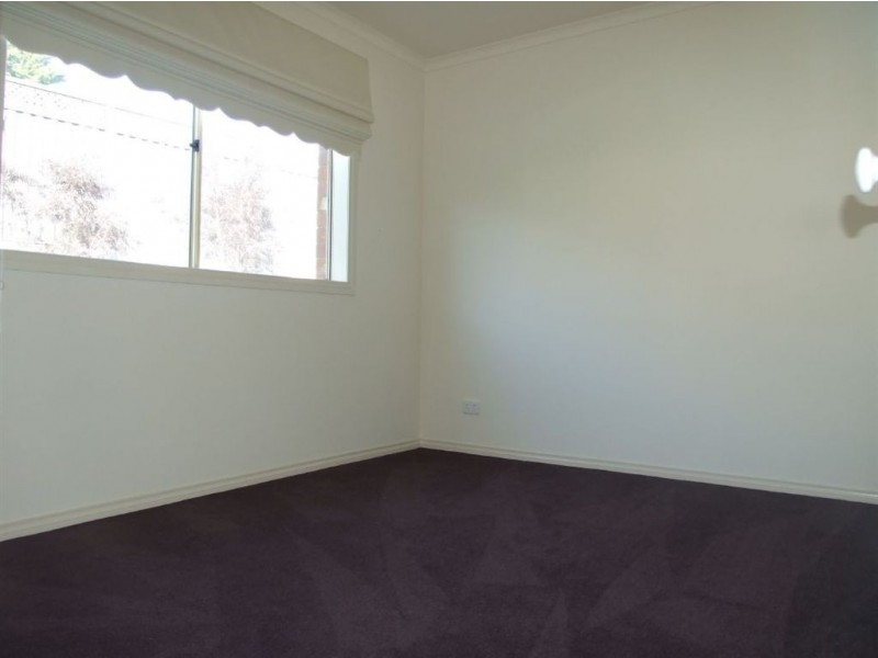 26 Wild Cherry Ave, Pakenham VIC 3810