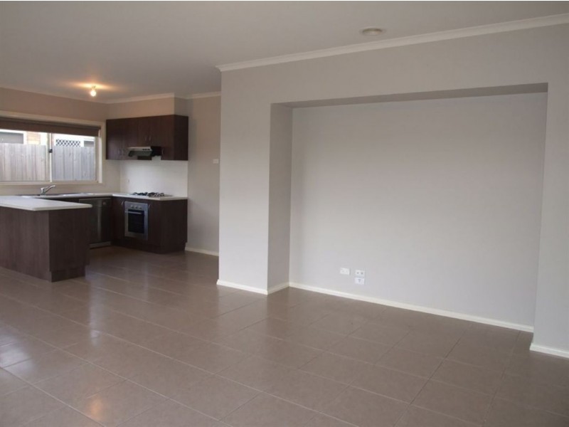 13/278 Narre Warren Cranbourne Road, Cranbourne VIC 3977