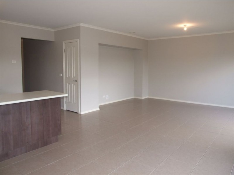 13/278 Narre Warren Cranbourne Road, Cranbourne VIC 3977