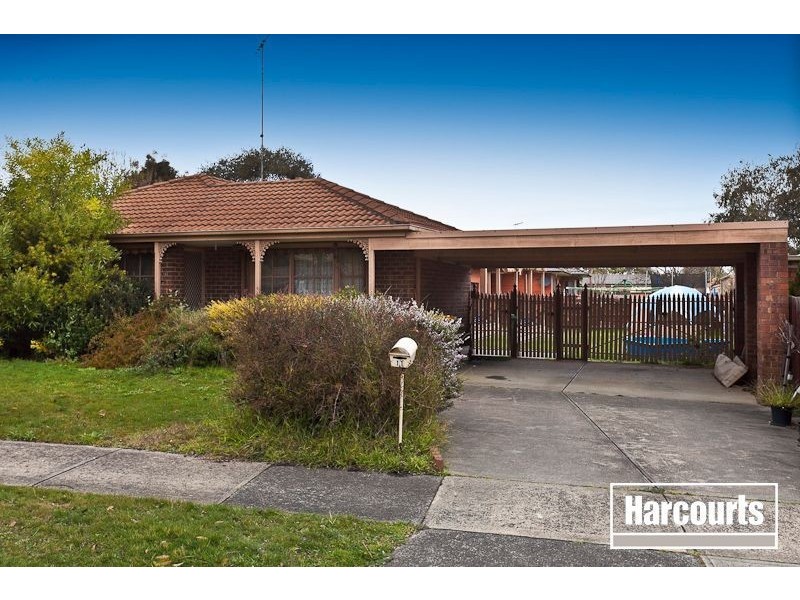 11 Osborn Grove, Pakenham VIC 3810
