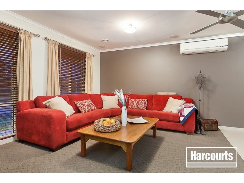 1 Ash Crescent, Pakenham VIC 3810