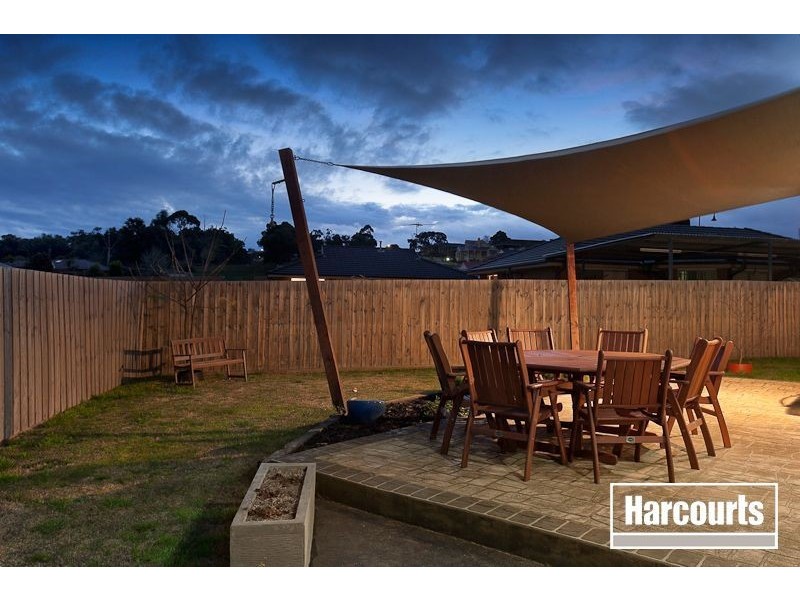 1 Ash Crescent, Pakenham VIC 3810