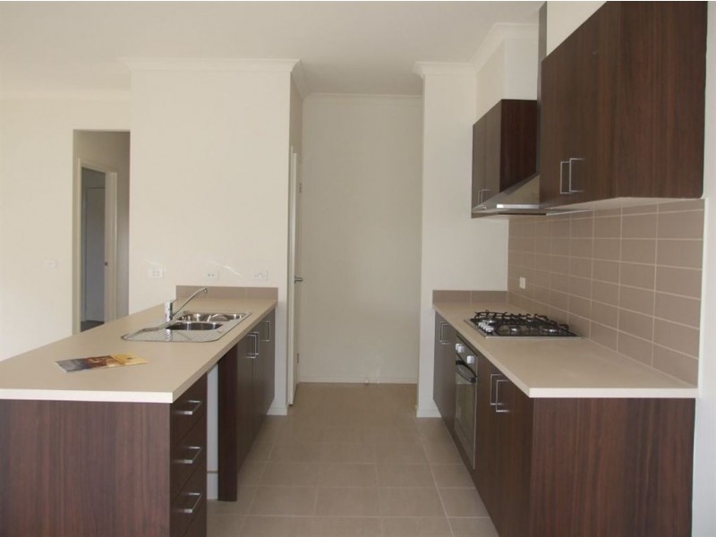 162 Sun Orchid Drive, Pakenham VIC 3810