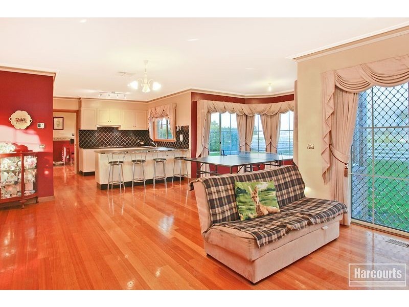 25 Supreme Close, Koo Wee Rup VIC 3981