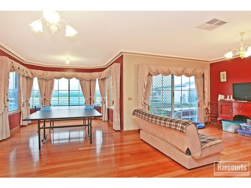 25 Supreme Close, Koo Wee Rup VIC 3981