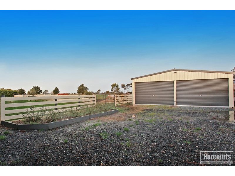 25 Supreme Close, Koo Wee Rup VIC 3981