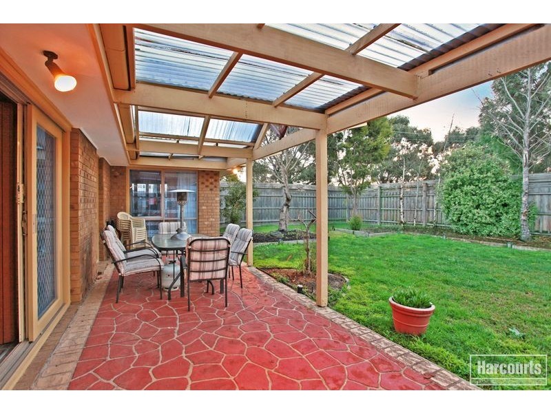 32 Barrington Drive, Pakenham VIC 3810