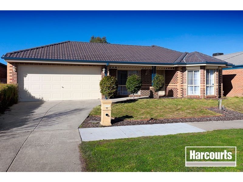 12 Grevillea Place, Pakenham VIC 3810