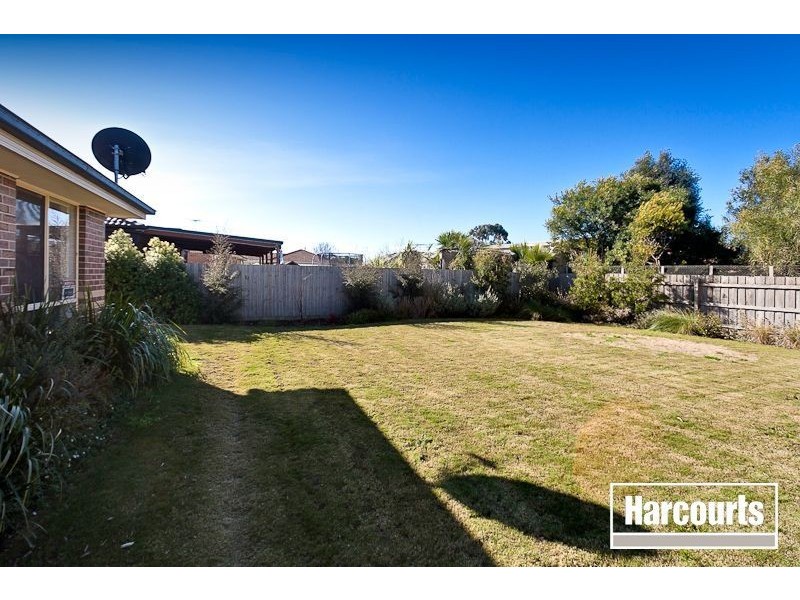 12 Grevillea Place, Pakenham VIC 3810