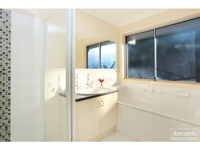 36 Manna Gum Drive, Pakenham VIC 3810