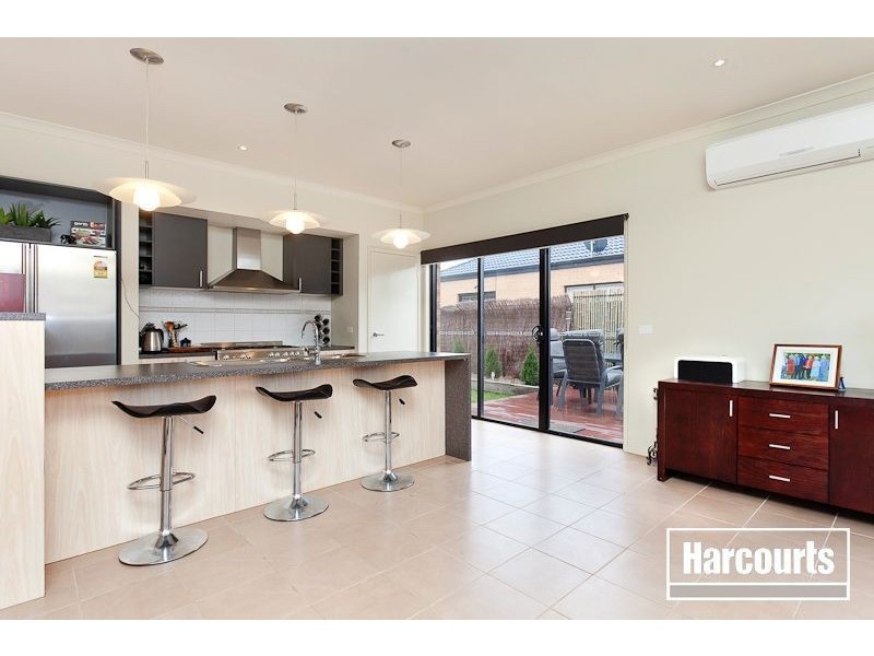 6 Sarton Link, Pakenham VIC 3810