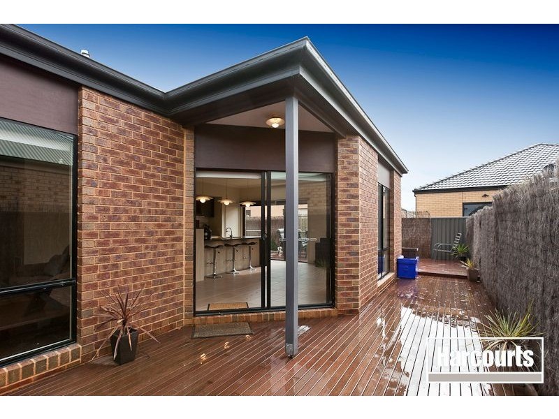 6 Sarton Link, Pakenham VIC 3810