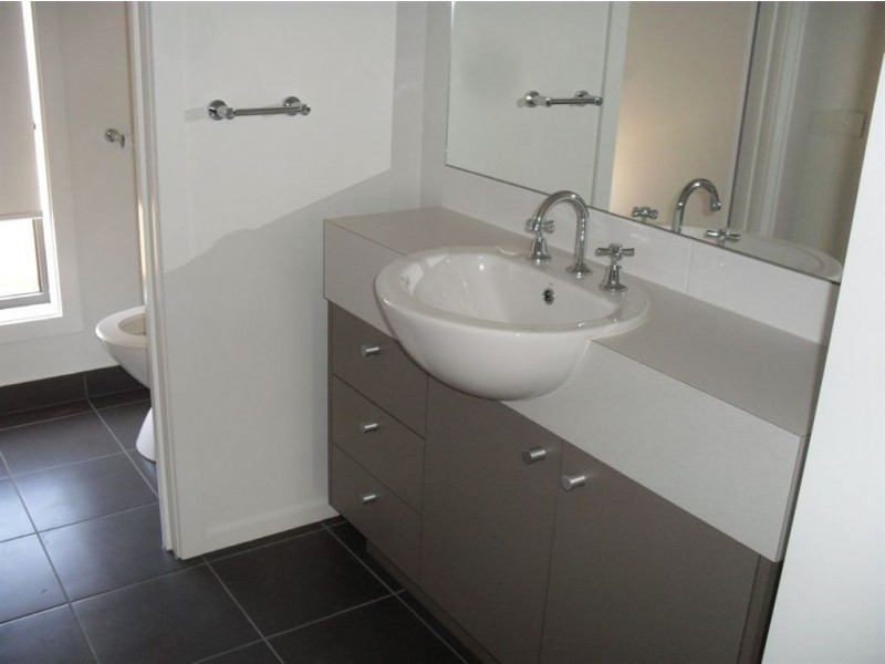 7 Victory Drive, Pakenham VIC 3810