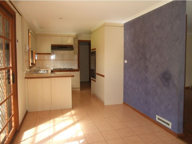 40 Eagle Drive, Pakenham VIC 3810