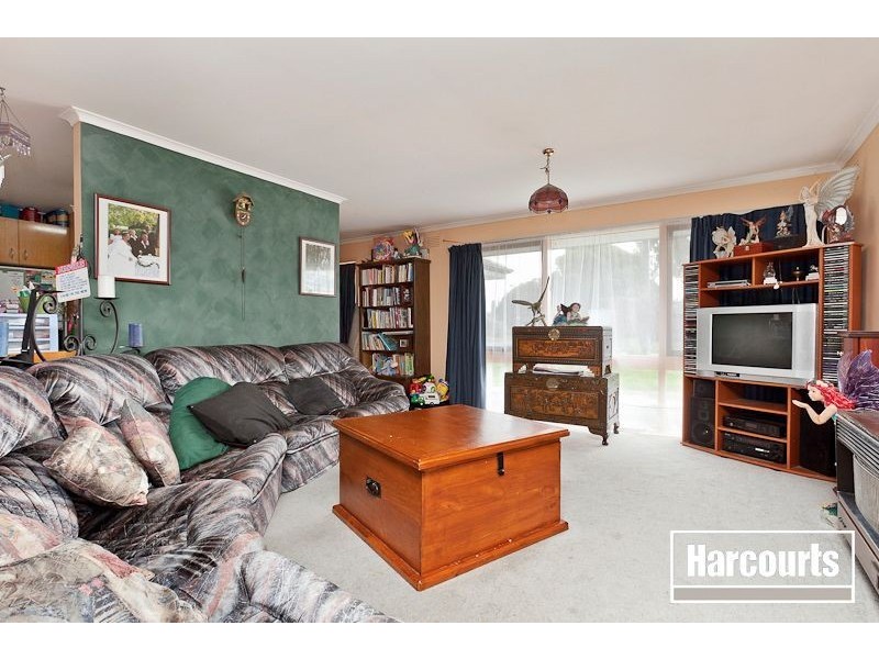 3 Barrington Drive, Pakenham VIC 3810