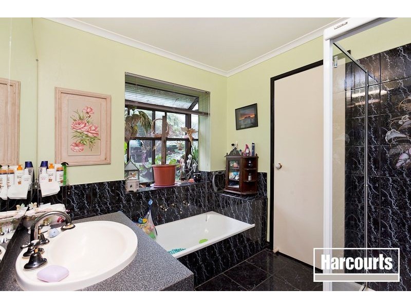 3 Barrington Drive, Pakenham VIC 3810