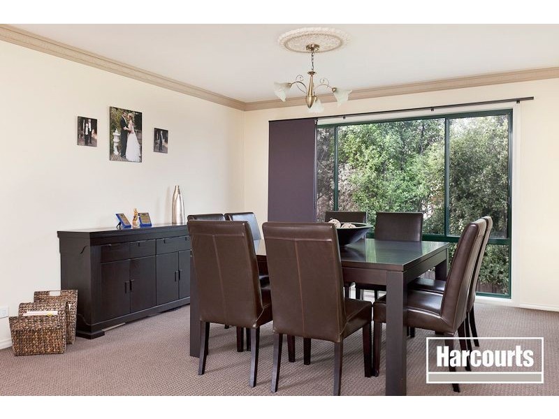 105 Duncan Drive, Pakenham VIC 3810