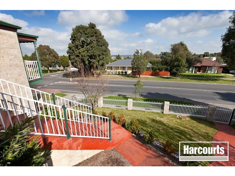 105 Duncan Drive, Pakenham VIC 3810