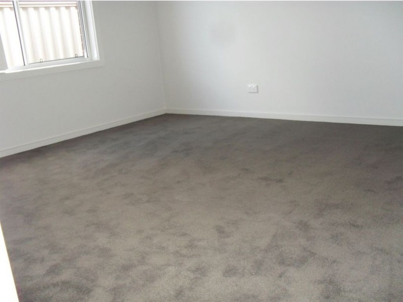 29 Edenbrook Circuit, Pakenham VIC 3810