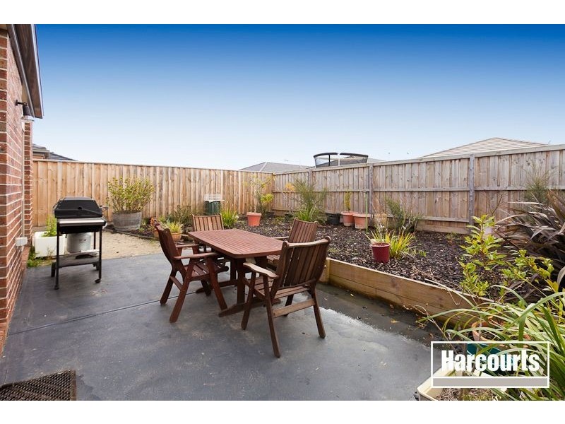 7 Cascade Way, Pakenham South VIC 3810