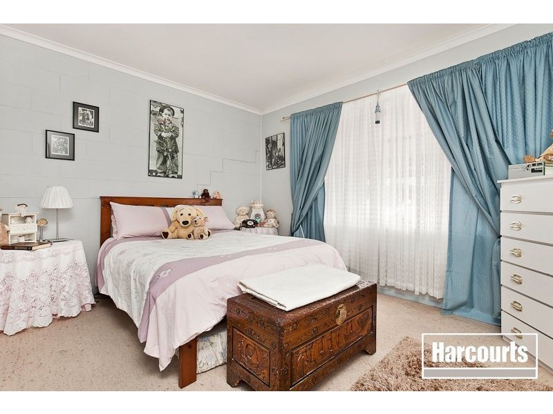 9/2-4 Charles Street, Pakenham VIC 3810