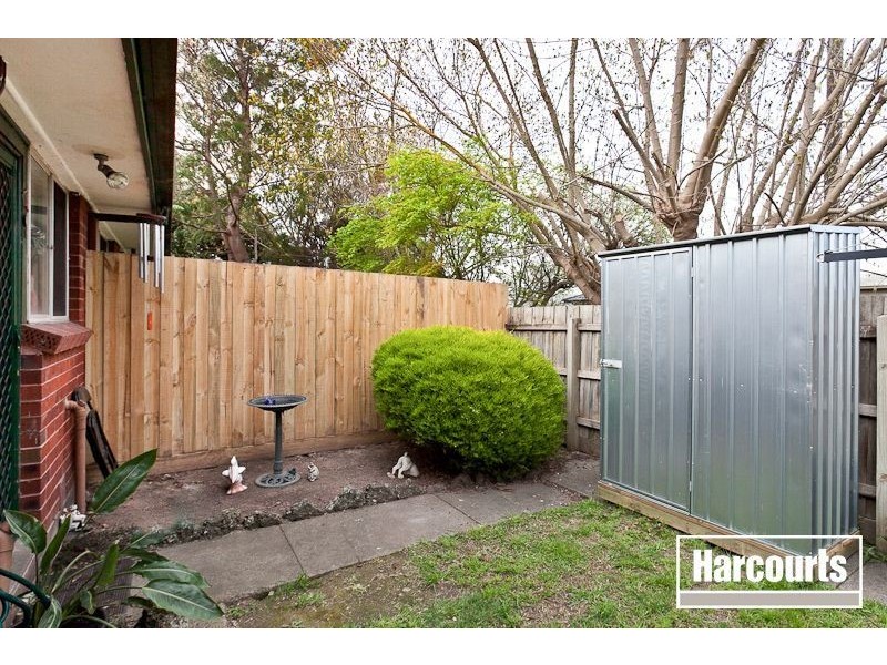 9/2-4 Charles Street, Pakenham VIC 3810