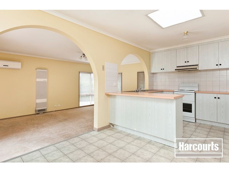 9 Kylie Court, Pakenham VIC 3810