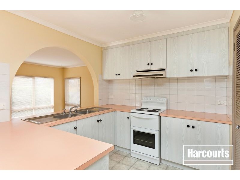 9 Kylie Court, Pakenham VIC 3810