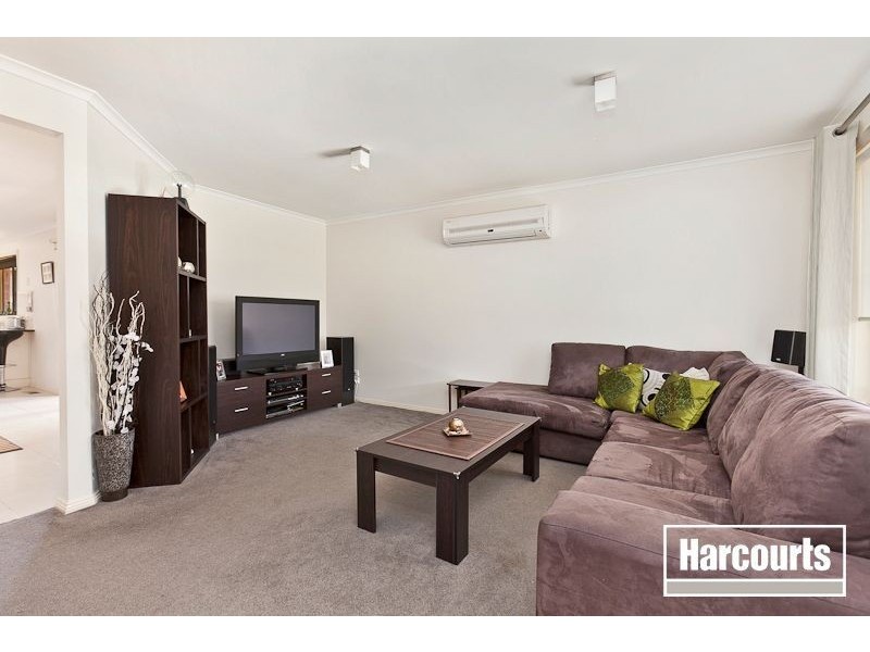 29 Riviera Drive, Pakenham VIC 3810