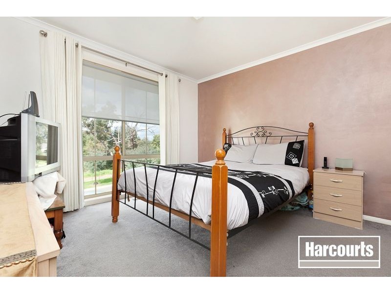 29 Riviera Drive, Pakenham VIC 3810