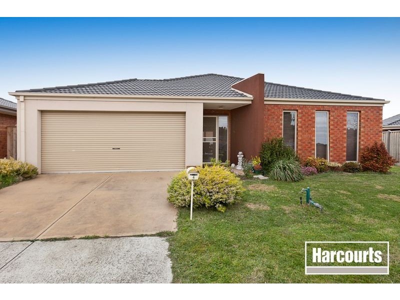 4 Mikasa Place, Pakenham VIC 3810