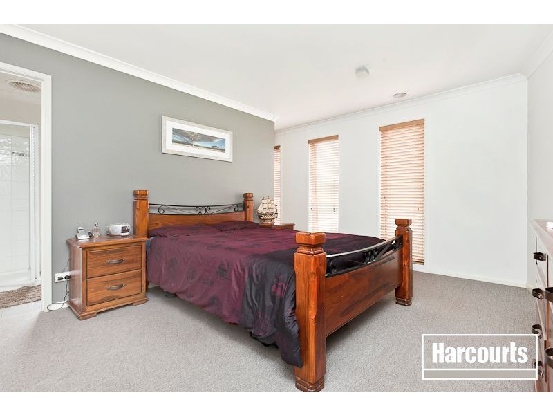 4 Mikasa Place, Pakenham VIC 3810