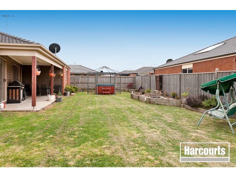 4 Mikasa Place, Pakenham VIC 3810