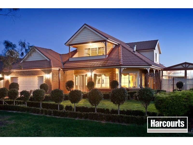 11 Murray Avenue, Pakenham VIC 3810