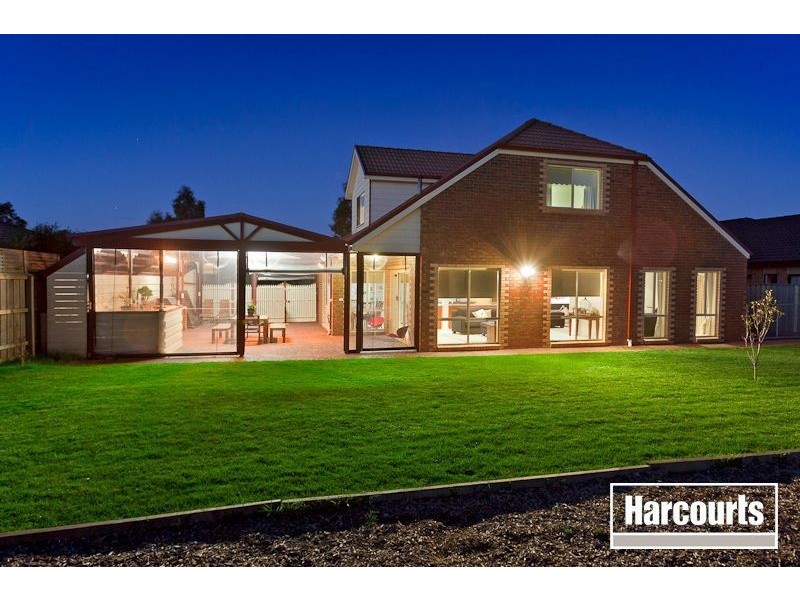 11 Murray Avenue, Pakenham VIC 3810