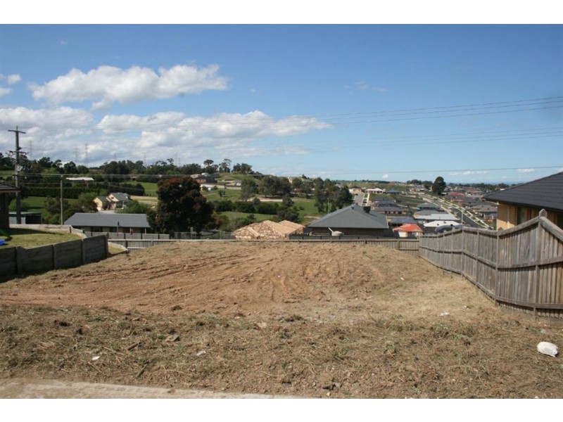 47(Lot 27) Silvergum Drive, Pakenham VIC 3810