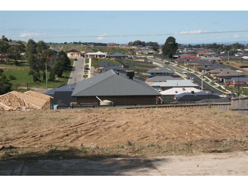 47(Lot 27) Silvergum Drive, Pakenham VIC 3810