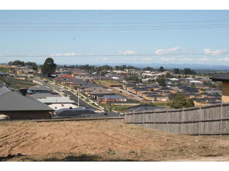 47(Lot 27) Silvergum Drive, Pakenham VIC 3810
