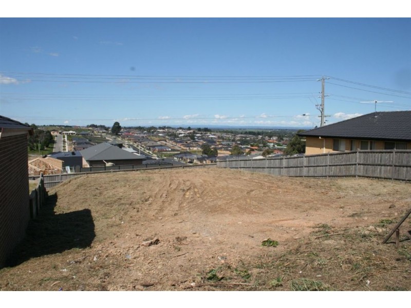 47(Lot 27) Silvergum Drive, Pakenham VIC 3810