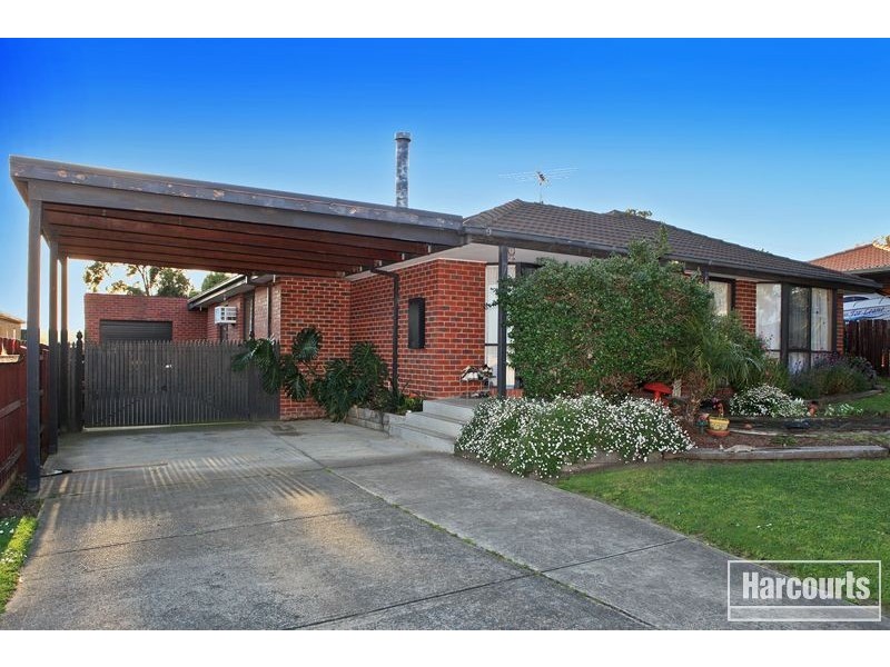 7 Emily Cl, Pakenham VIC 3810