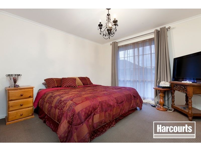 10 Dundee Court, Pakenham VIC 3810