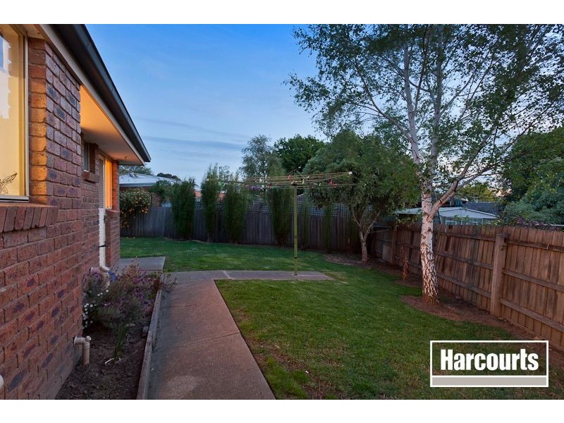 10 Dundee Court, Pakenham VIC 3810