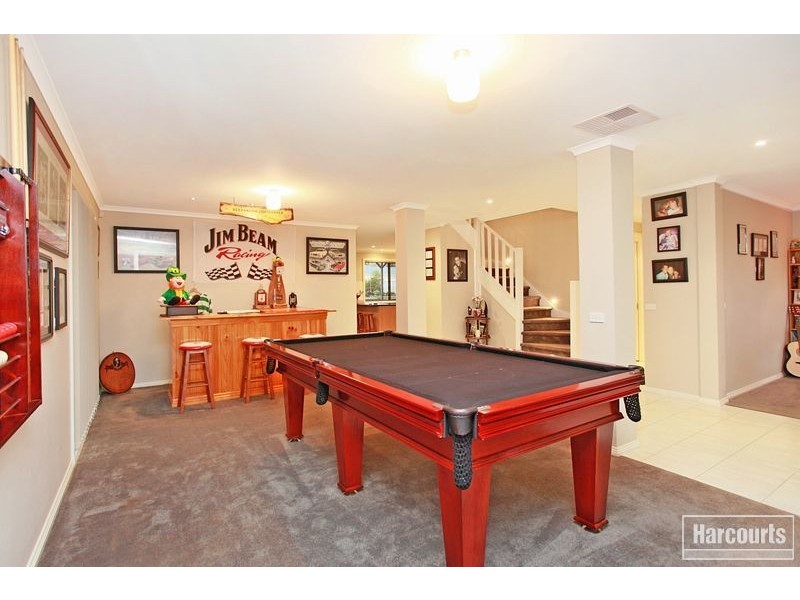 10 Overland Rise, Pakenham VIC 3810